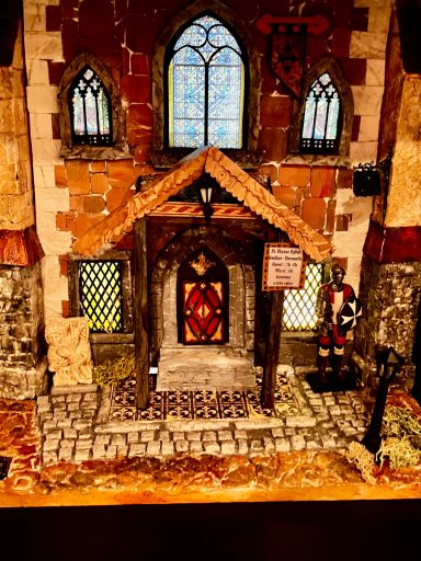1:12 Kirche in Honfleur